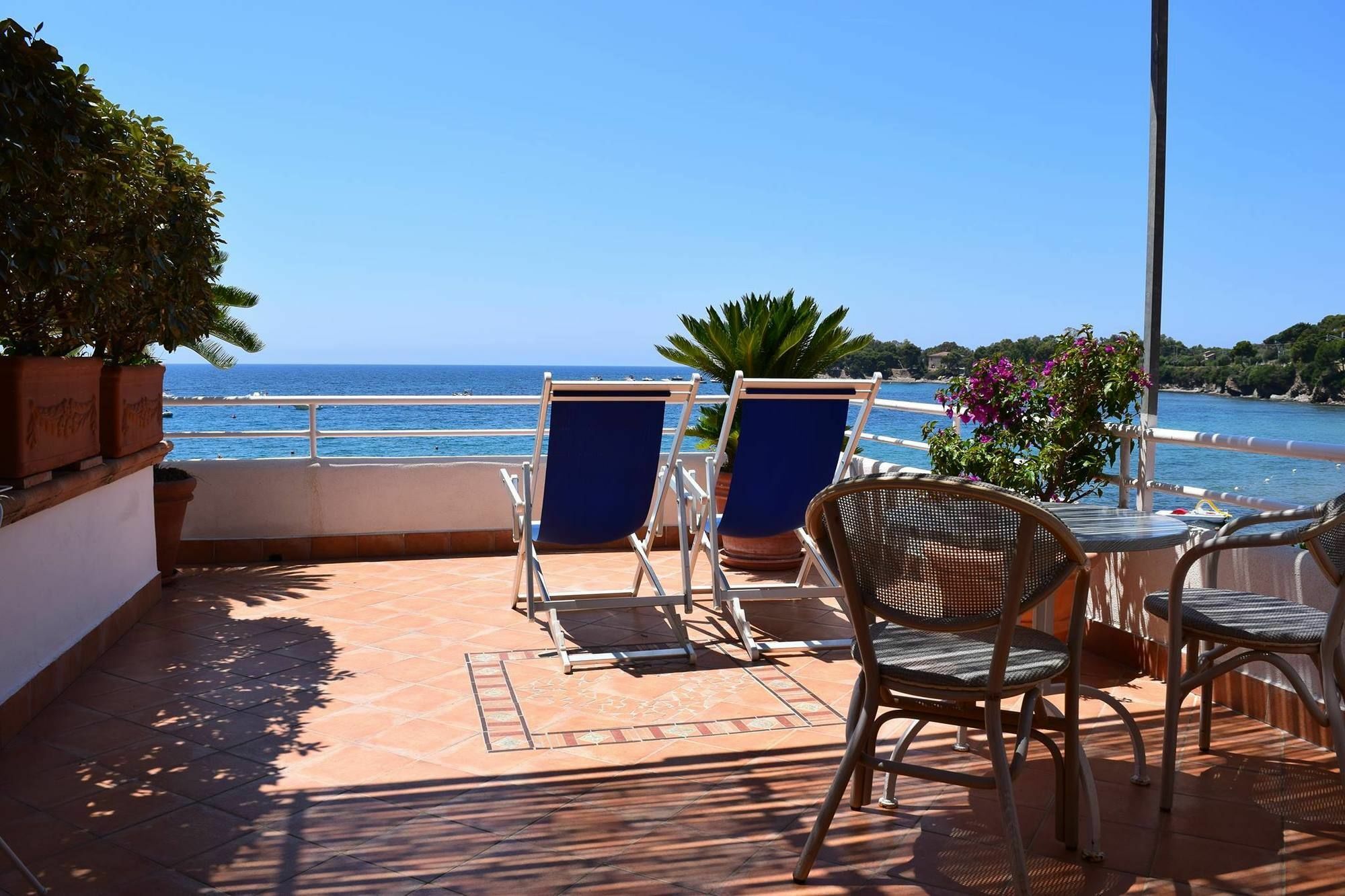 Il Cefalo Hotel & Restaurant Castellabate Dış mekan fotoğraf